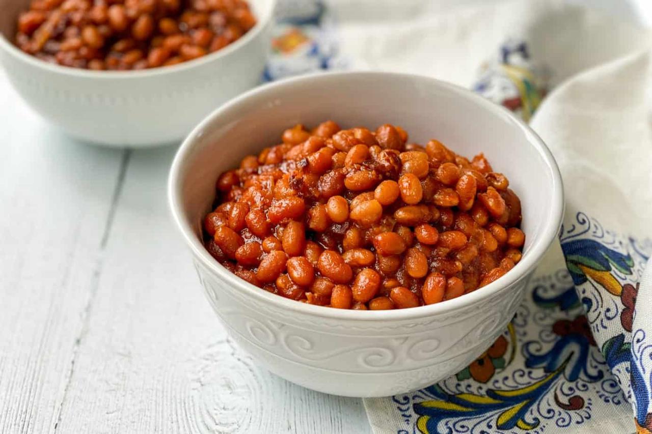 Smokey Instant Pot Baked Beans - 31 Daily