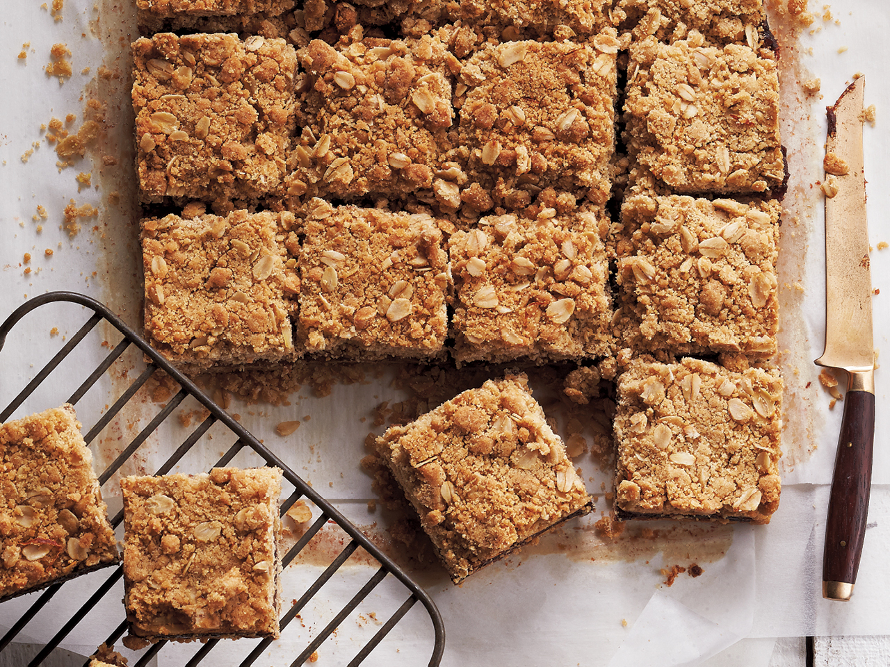 Old-Fashioned Date Squares Recipe | Chatelaine